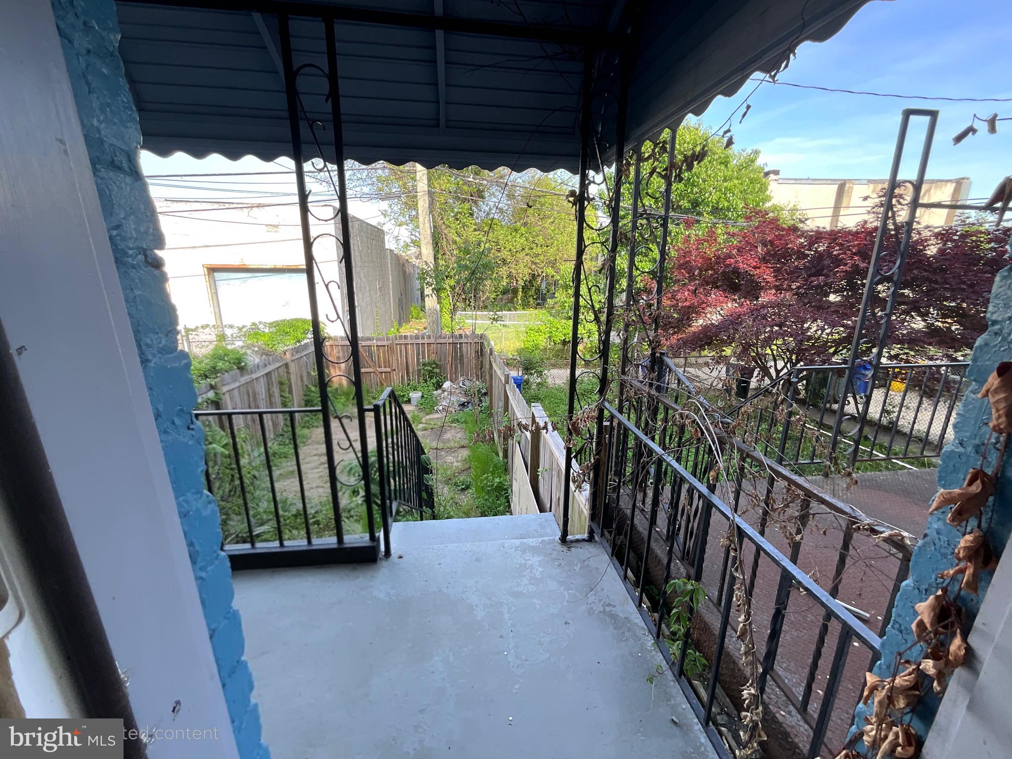 MONDAWMIN - Residential