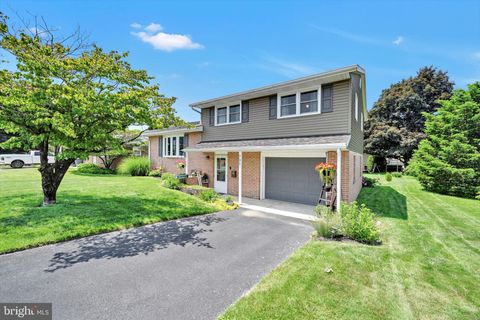 Photo of 731 S State Street, EPHRATA, PA 17522 (MLS # PALA2070936)