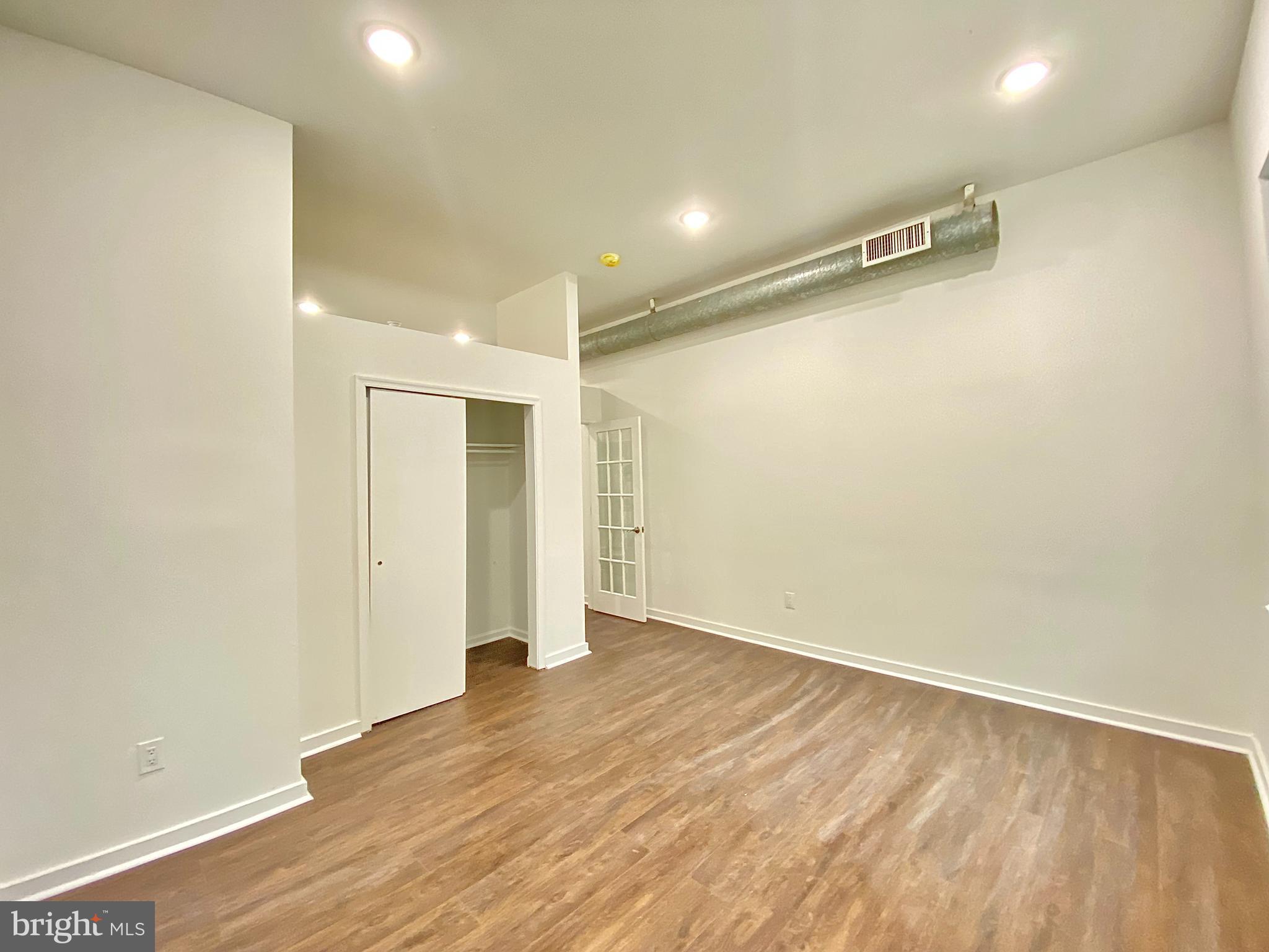 OLD CITY - Residential Lease