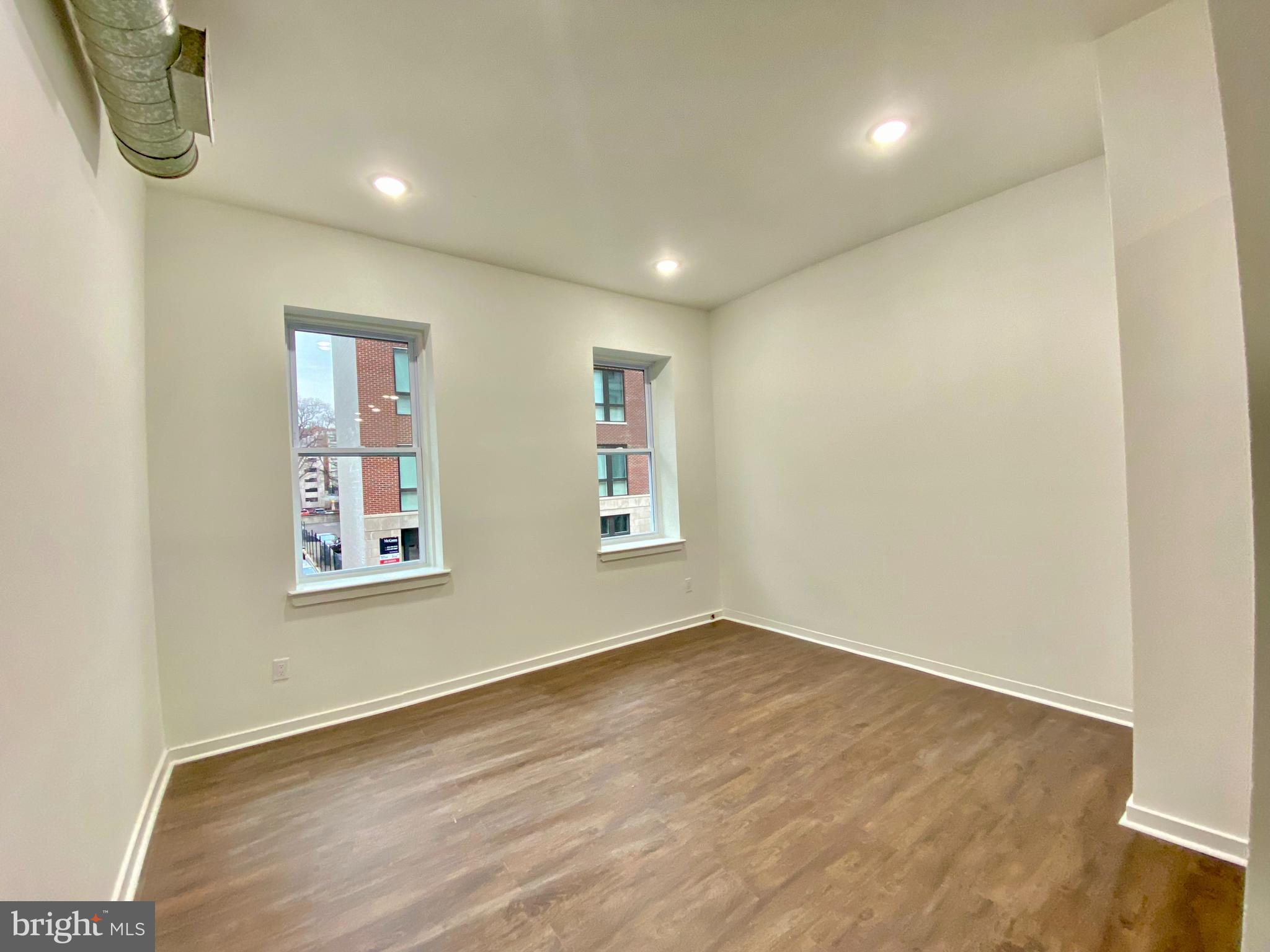 OLD CITY - Residential Lease