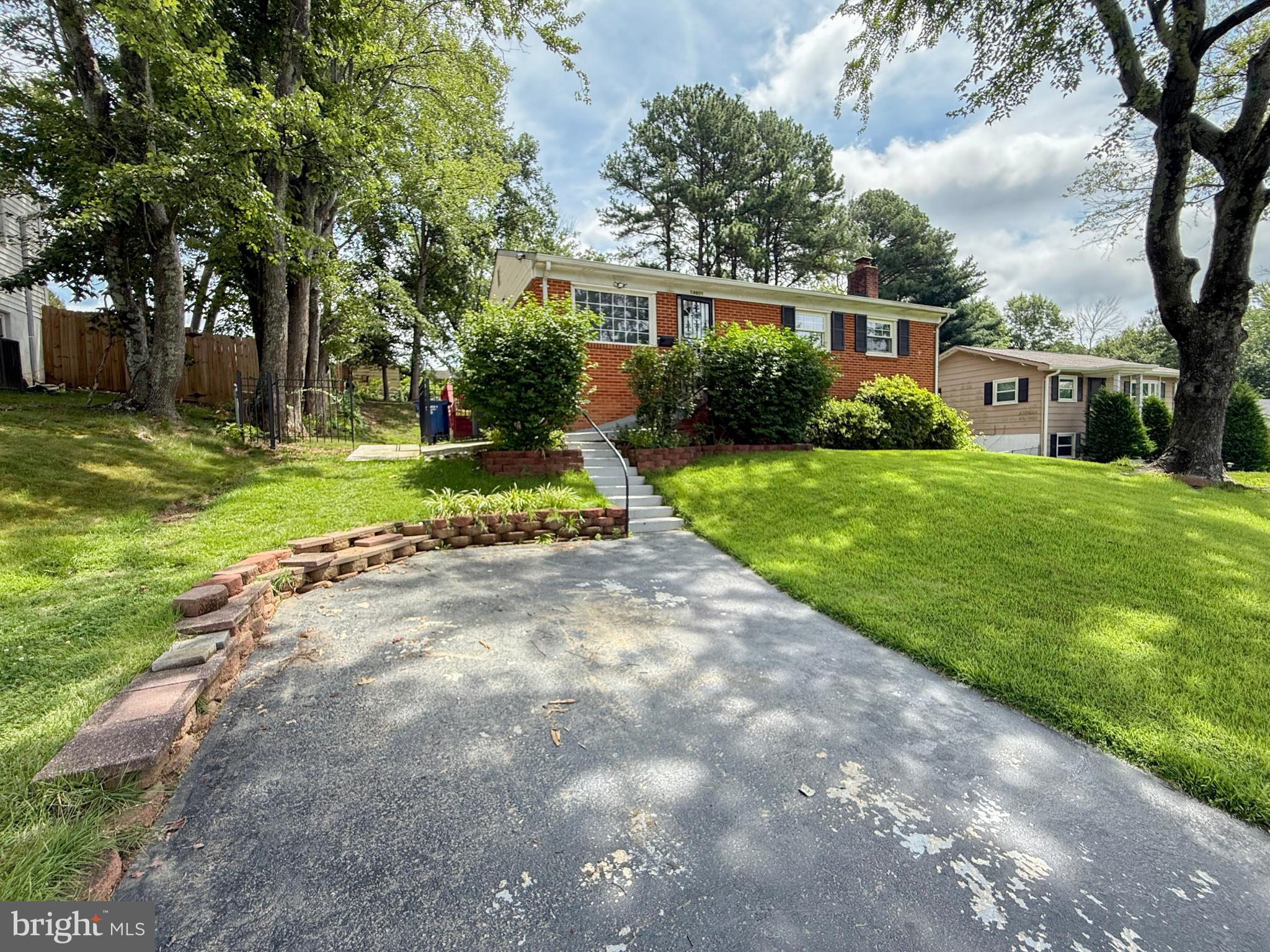 14601 BROOK DRIVE