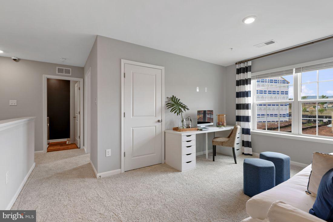 TOLLHOUSE WOODS - Residential