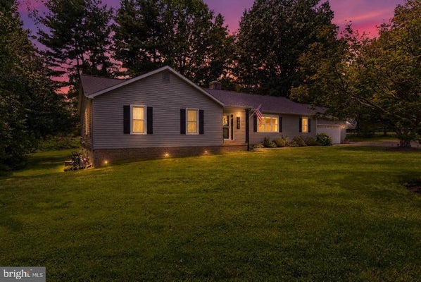 14063 TIMOTHY DR, GAINESVILLE, VA 20155 - Image 17d2a9cf06ebf9b9a79cb0ccc8f90e77/3741745935