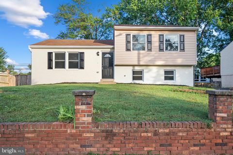 8516 CAVALRY LANE MANASSAS VA 20110