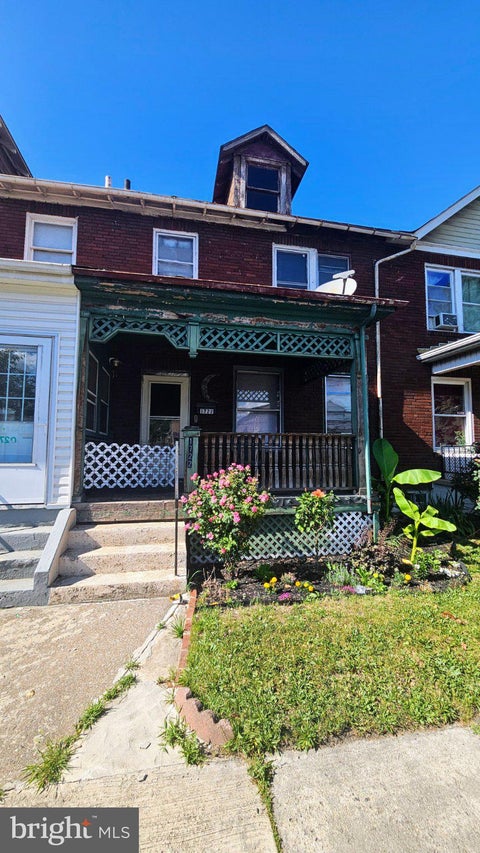 Townhouse For Sale - 1722 Paxton Street<br/> HARRISBURG, PA 17104