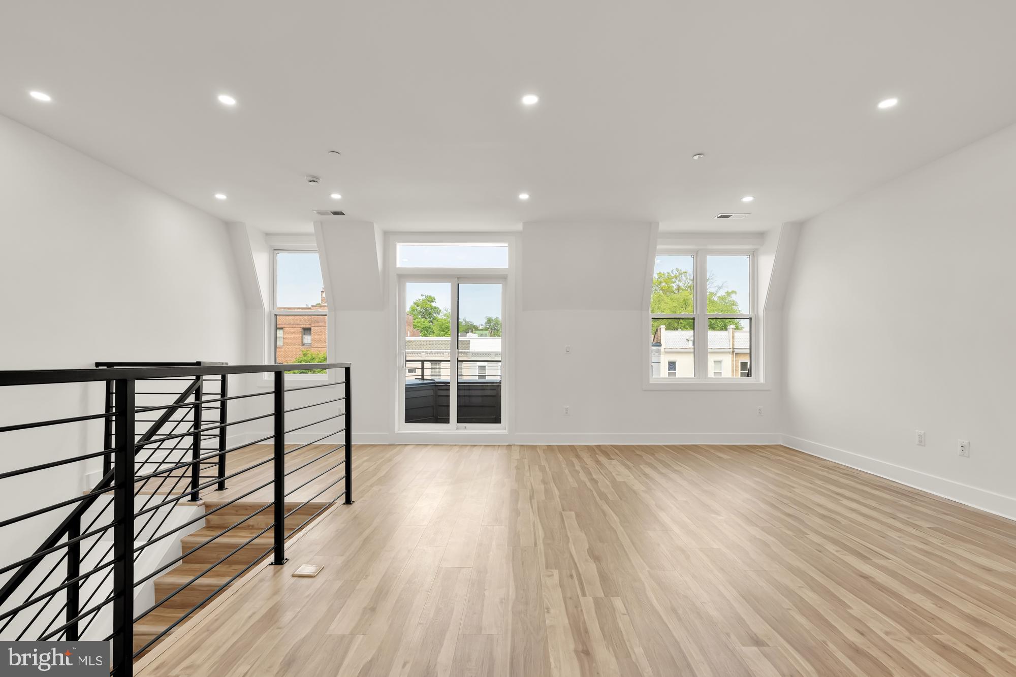 1251 MORSE STREET NE PH