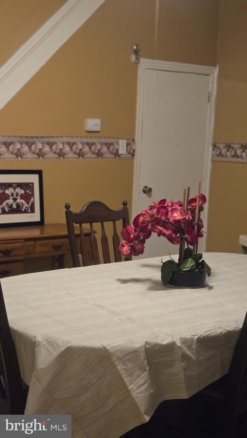 WEST KENSINGTON - Residential