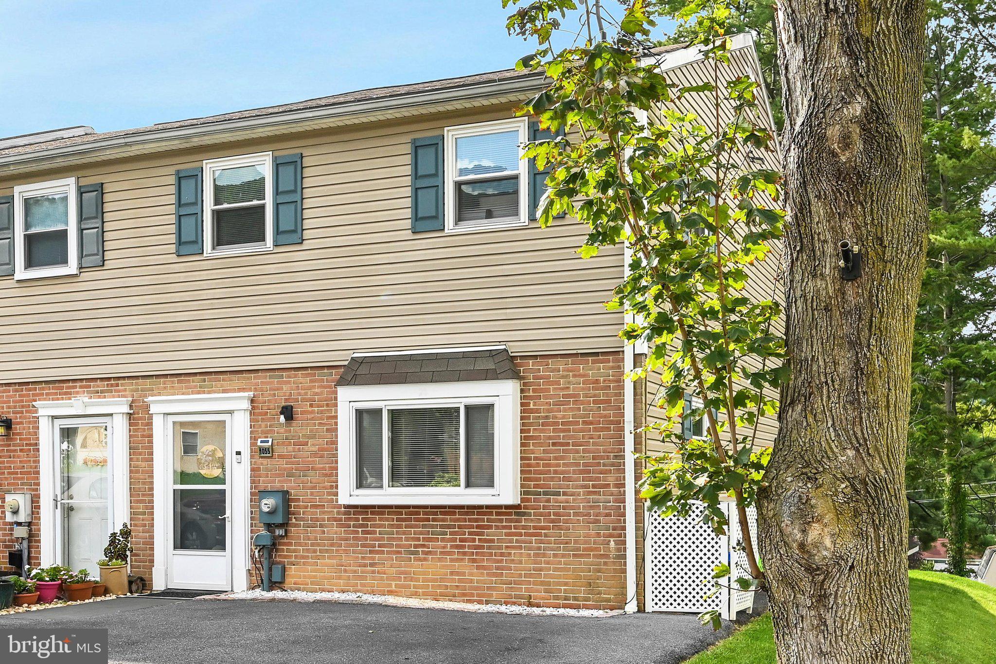 1055 DEER RUN