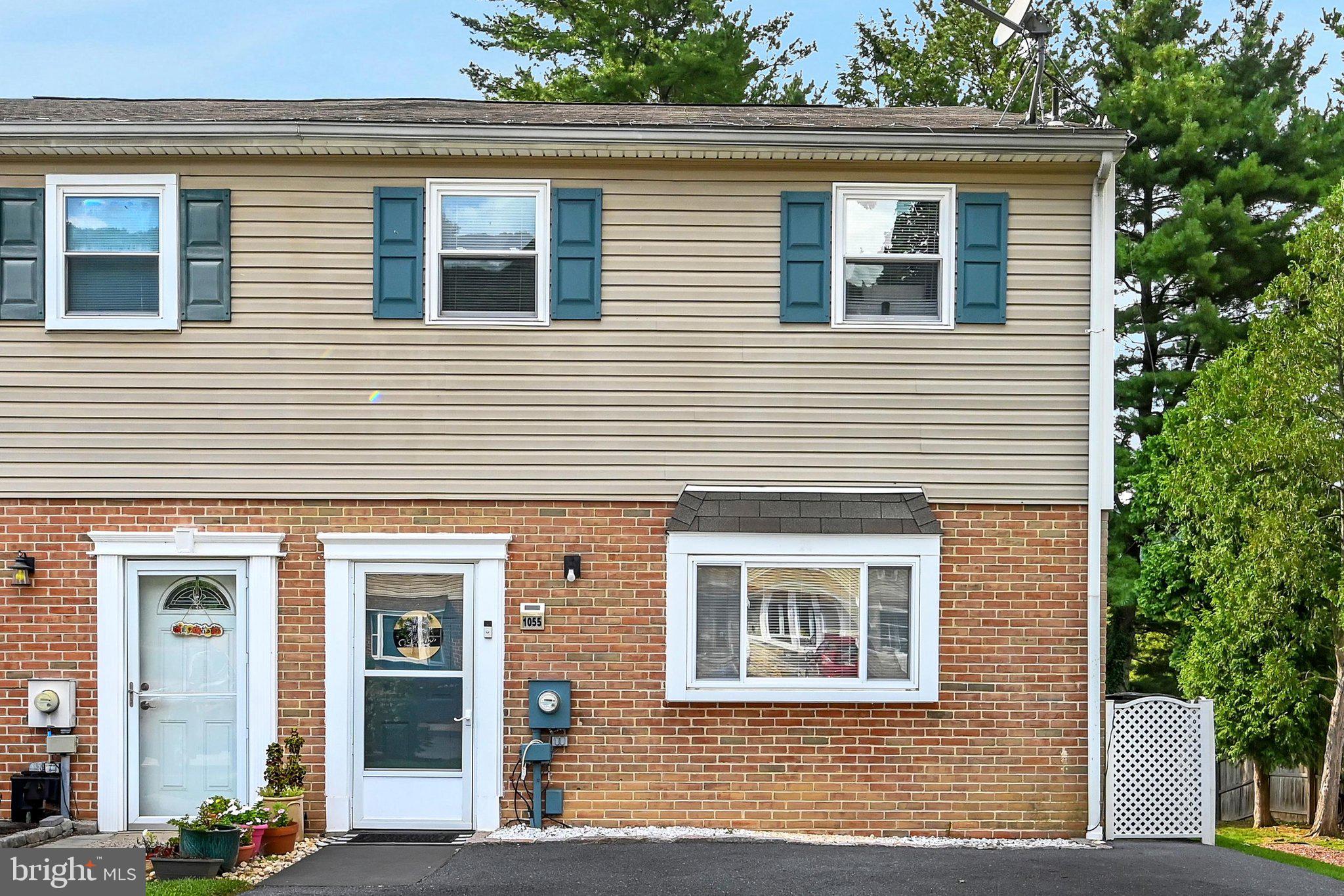 1055 DEER RUN
