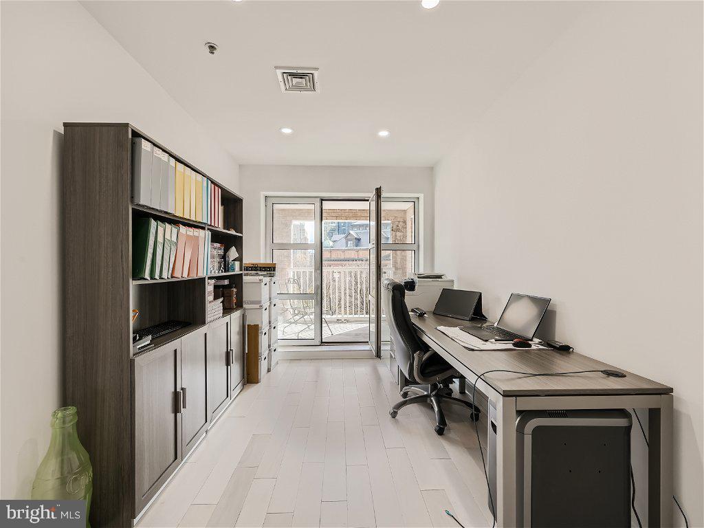 INNER HARBOR - Residential