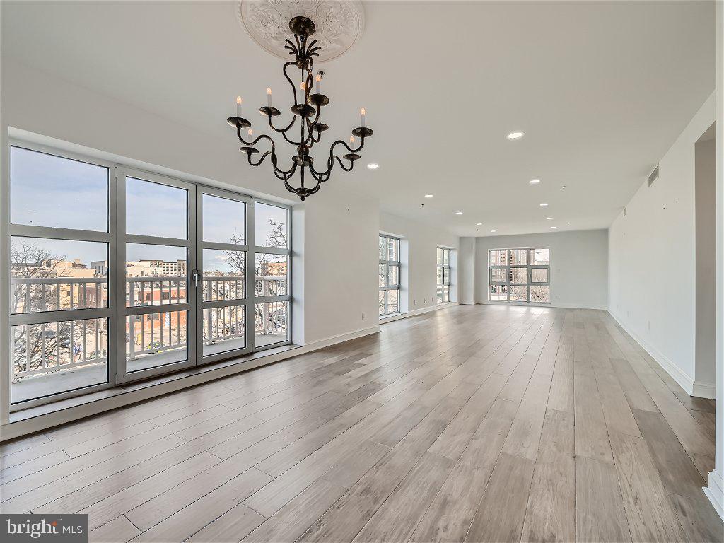 INNER HARBOR - Residential