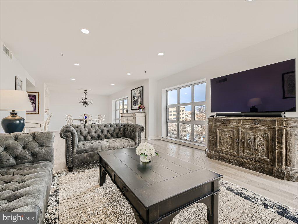 INNER HARBOR - Residential