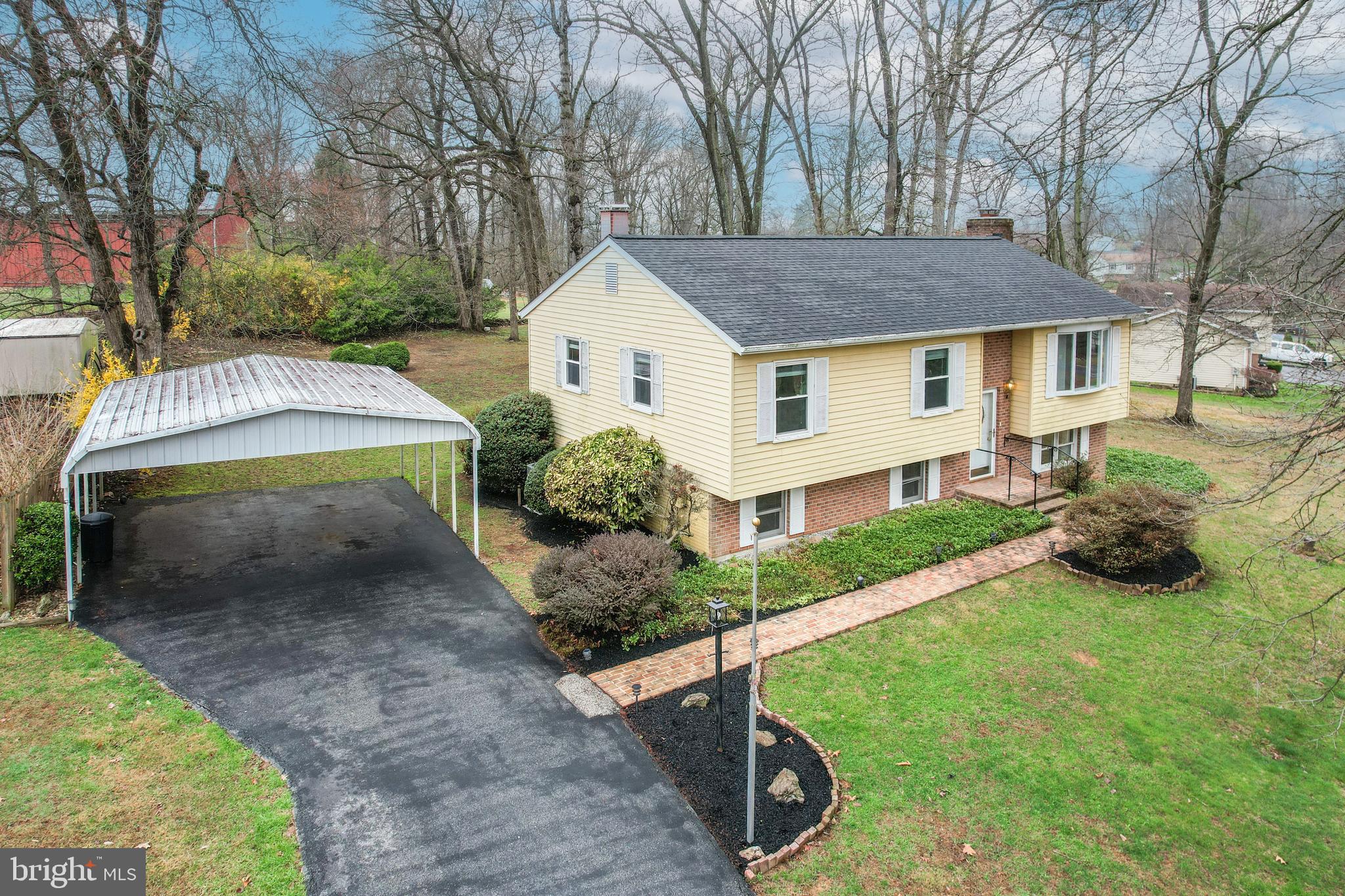 WOODHAVEN - Residential