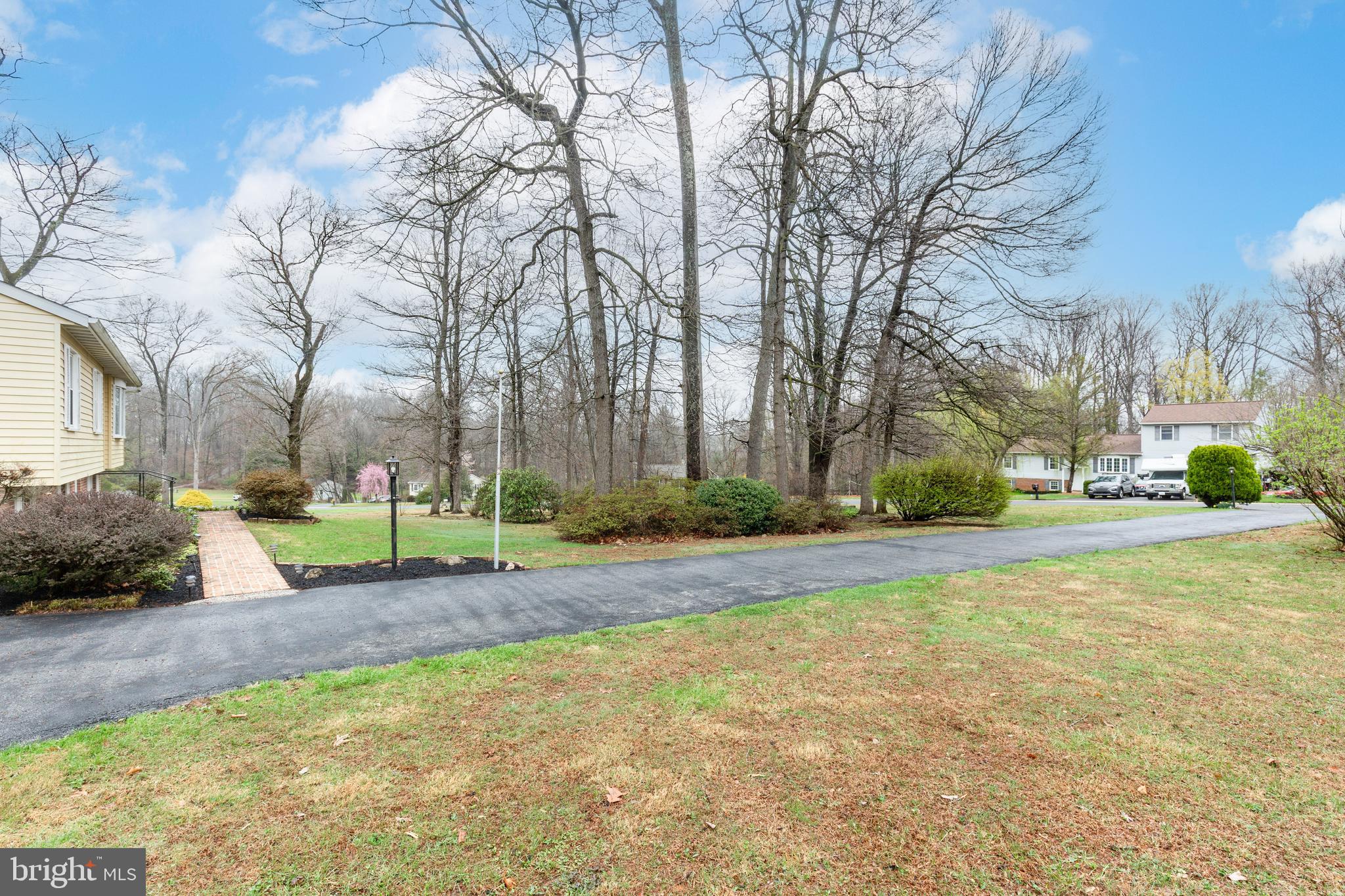 WOODHAVEN - Residential