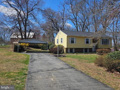 2202 GREEN HAVEN WAY HAMPSTEAD MD 21074