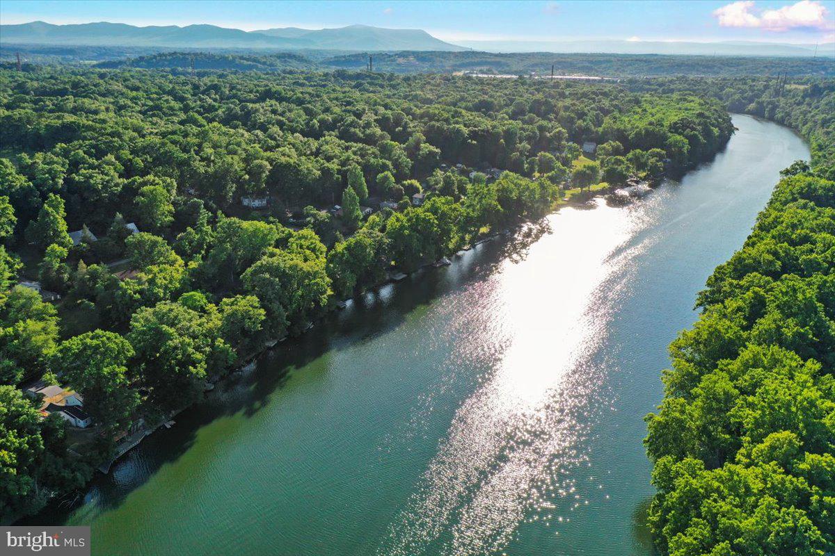 SHEN RIVER ESTATES - Residential