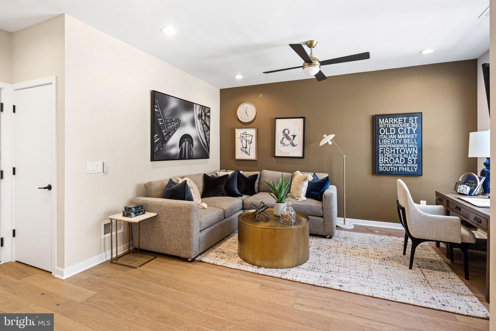3012 VICE ADMIRAL WAY