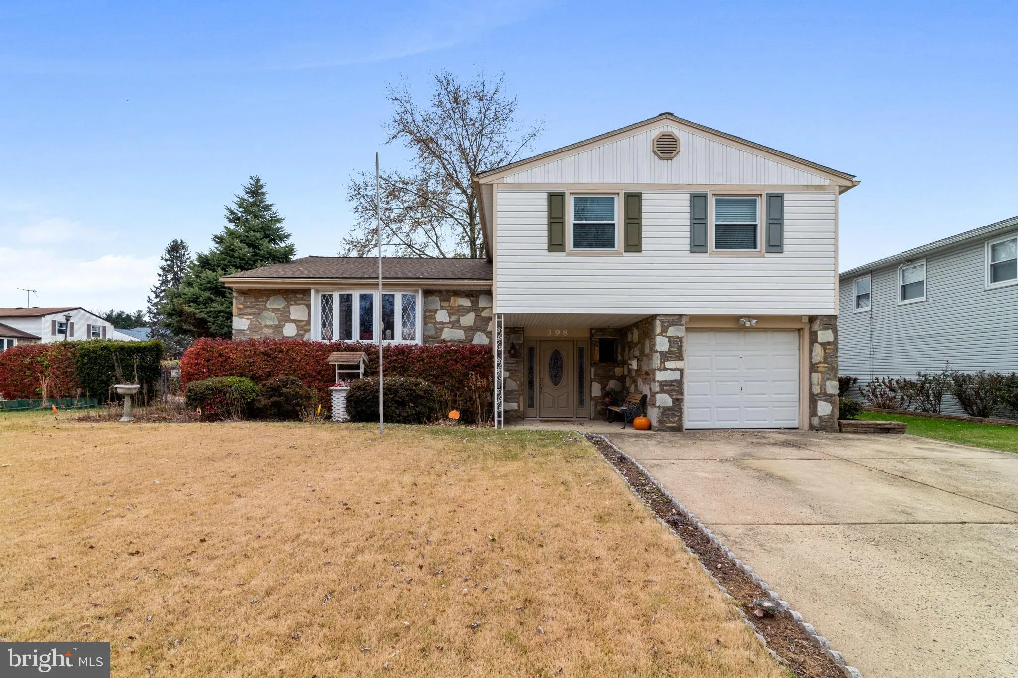 398 Woodhaven Road, Philadelphia, PA 19116