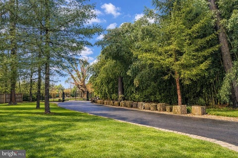 Featured picture for the property NJME2073774