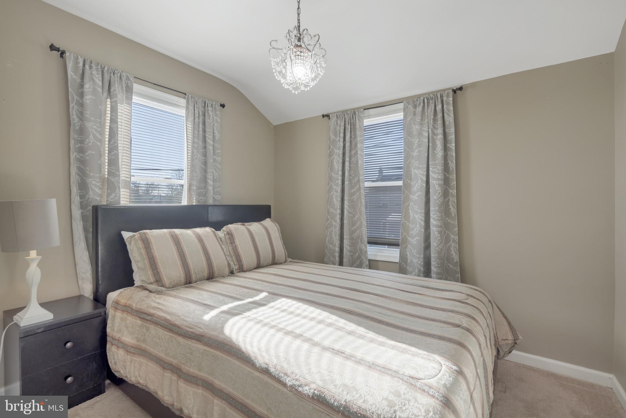 BRADBURY HEIGHTS - Residential Lease