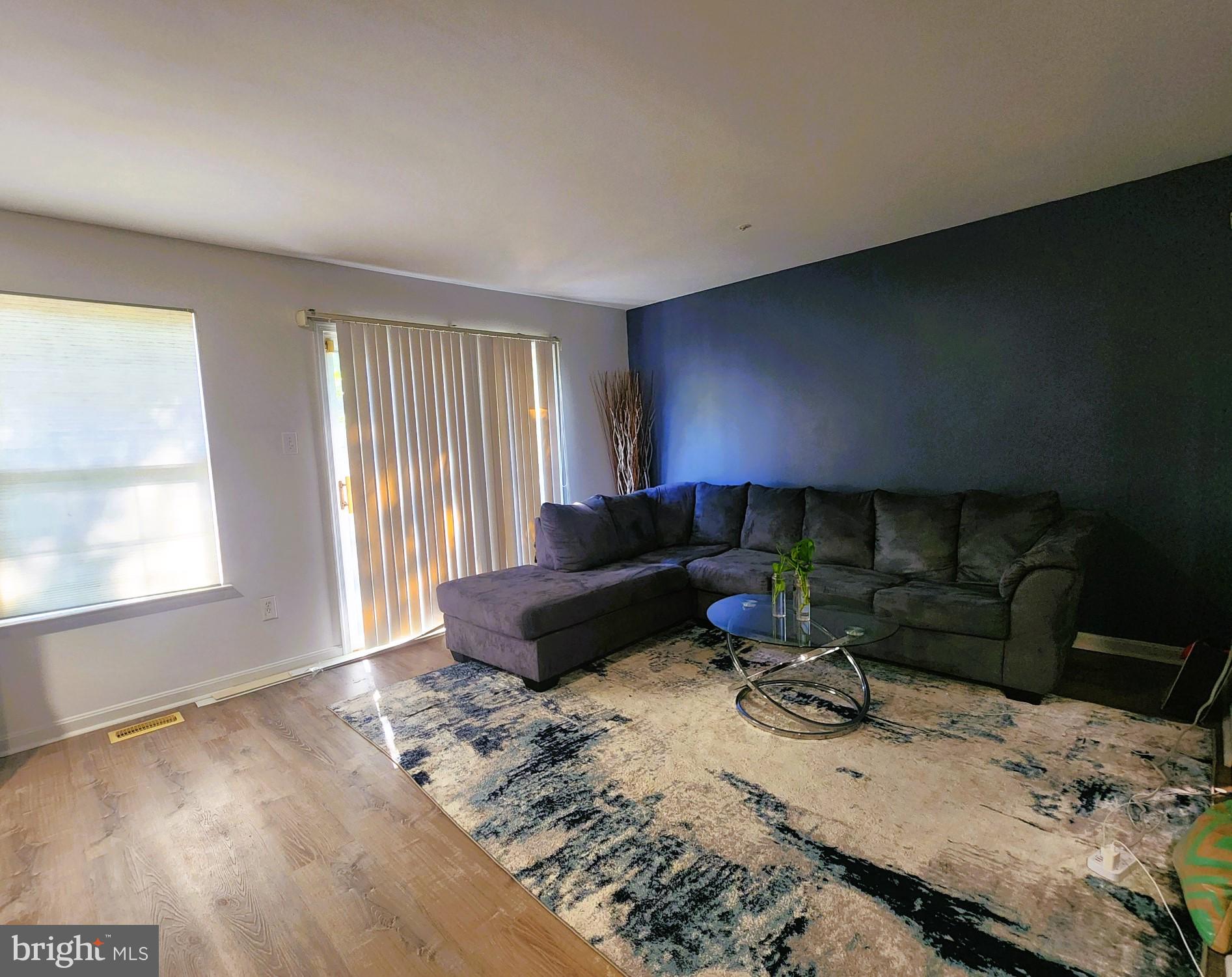 HILL OAKS CONDO - Residential Lease