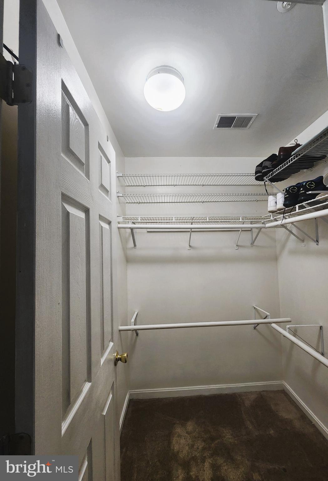 HILL OAKS CONDO - Residential Lease