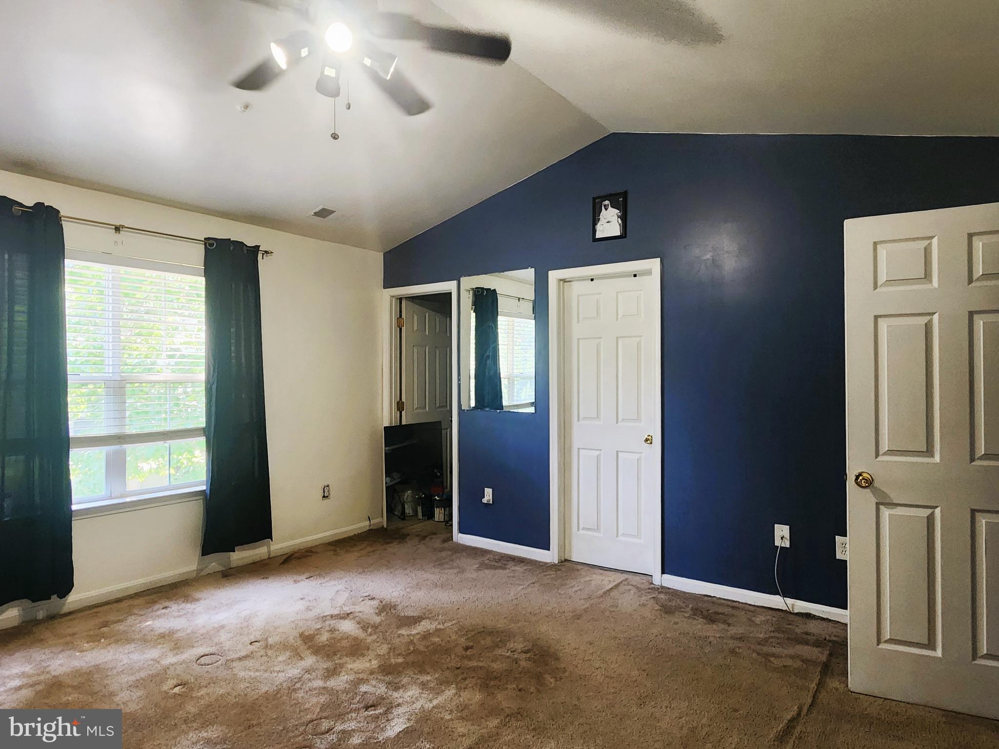 HILL OAKS CONDO - Residential Lease