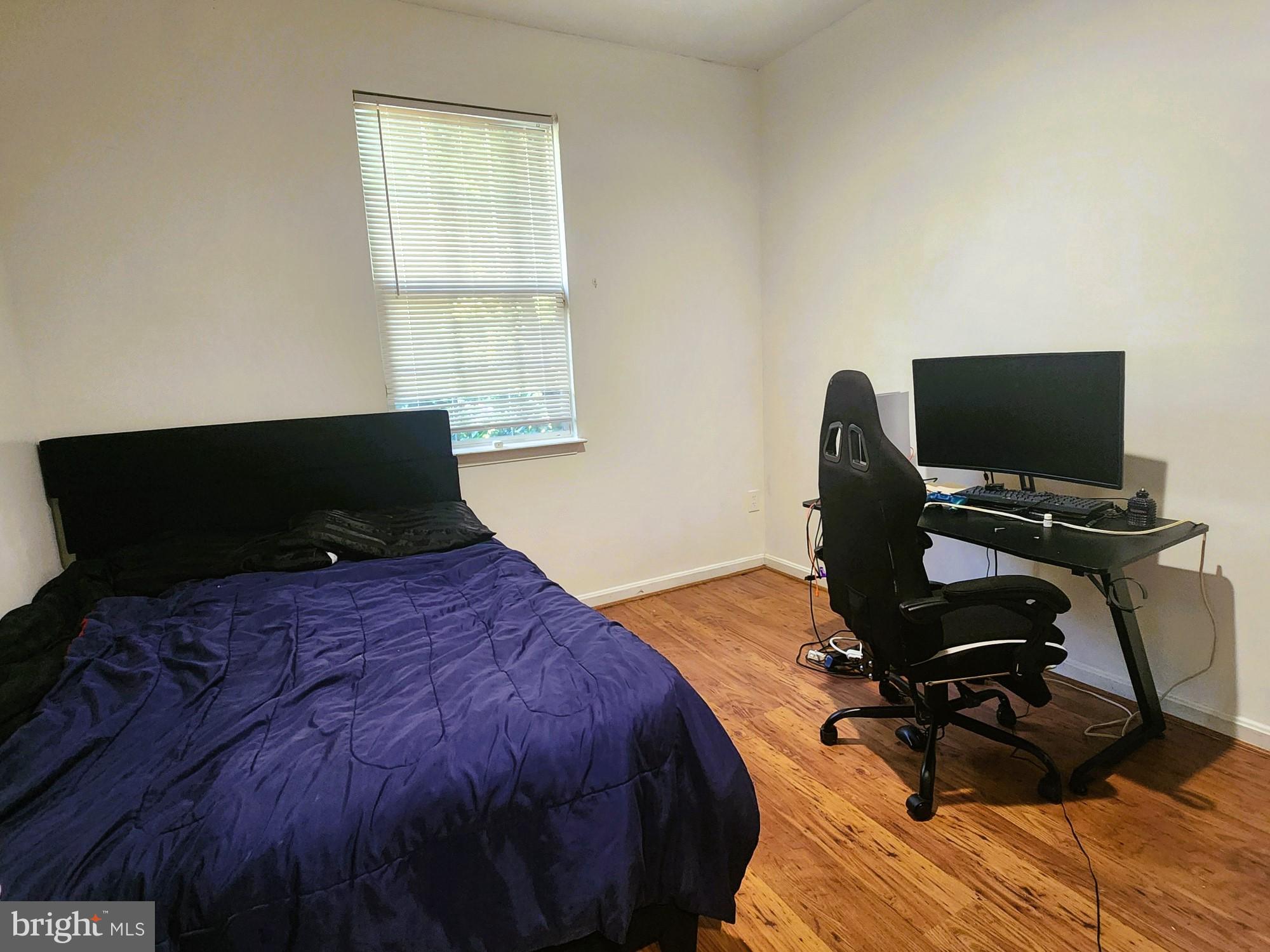 HILL OAKS CONDO - Residential Lease