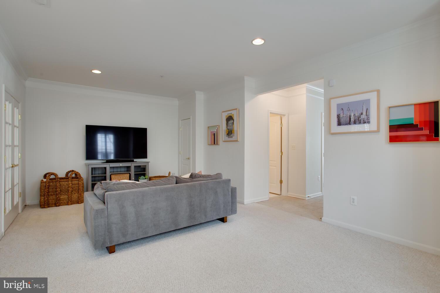 CAMERON STATION - Residential Lease