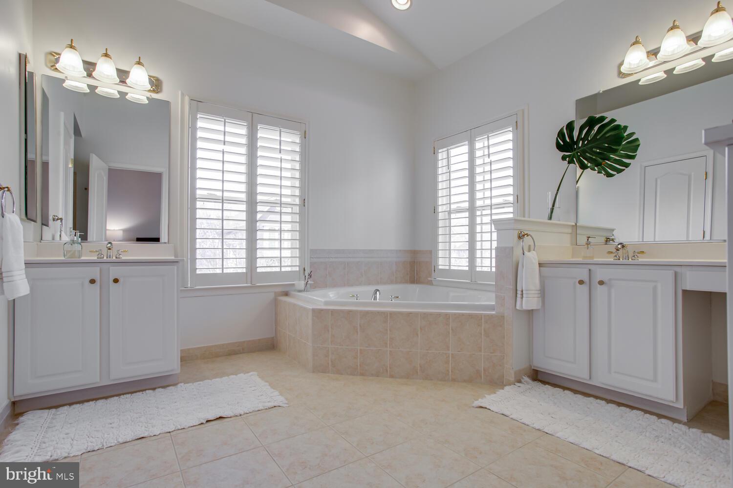 CAMERON STATION - Residential Lease