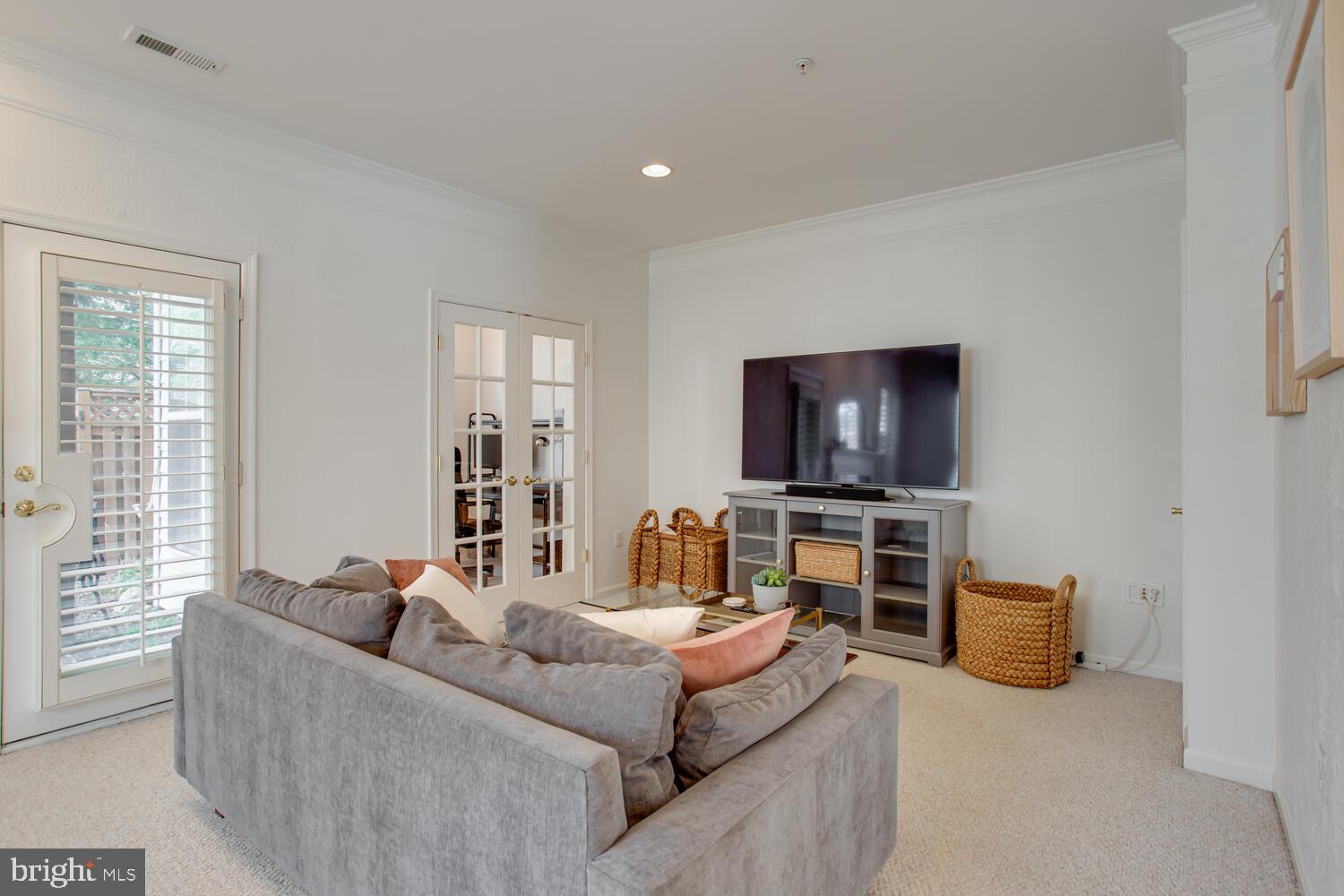 CAMERON STATION - Residential Lease