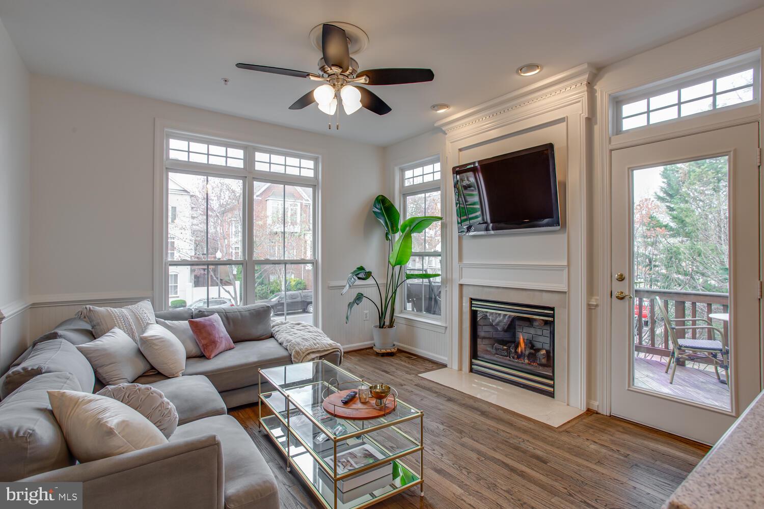 CAMERON STATION - Residential Lease