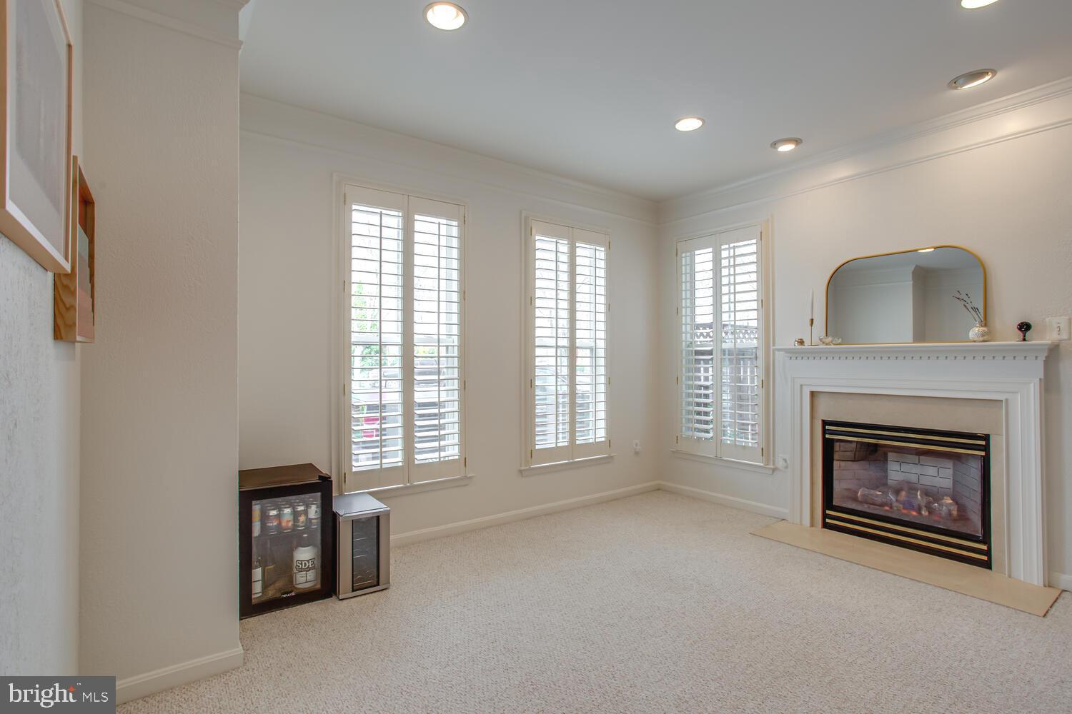 CAMERON STATION - Residential Lease