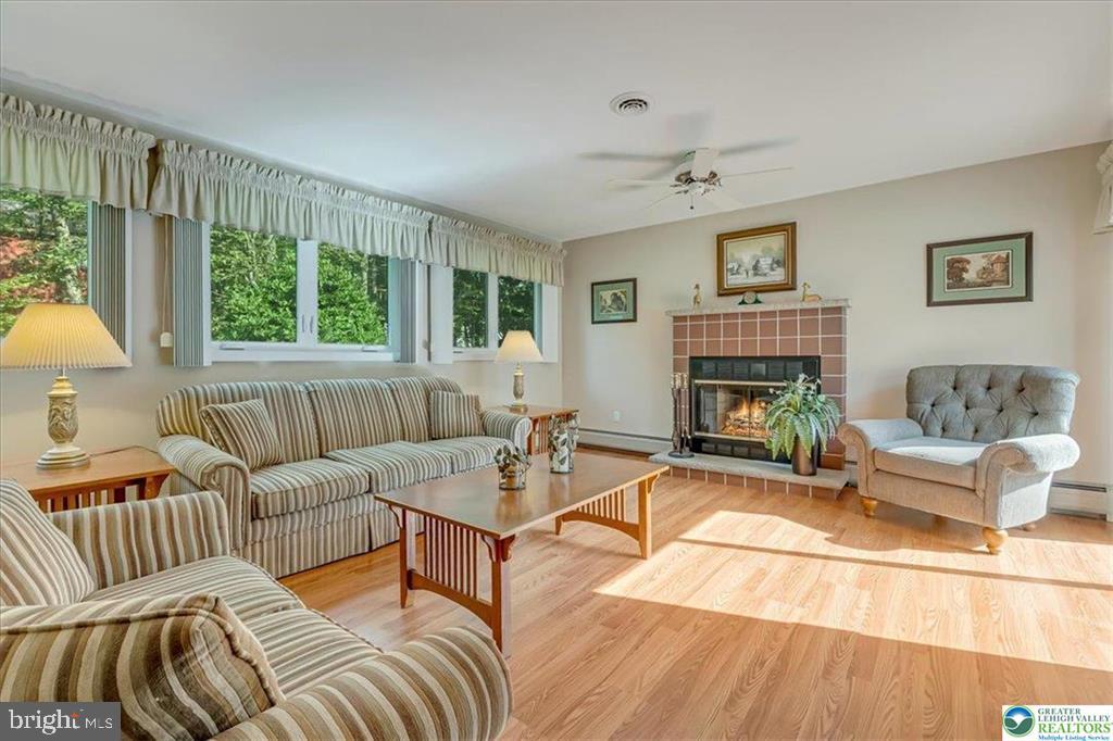 POCONO COUNTRY PLACE - Residential