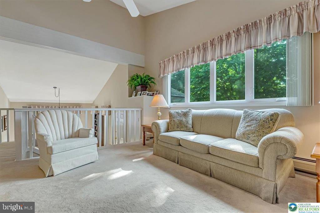 POCONO COUNTRY PLACE - Residential