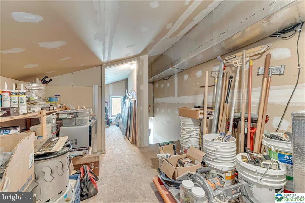 POCONO COUNTRY PLACE - Residential