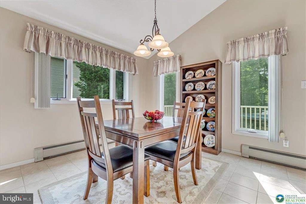 POCONO COUNTRY PLACE - Residential