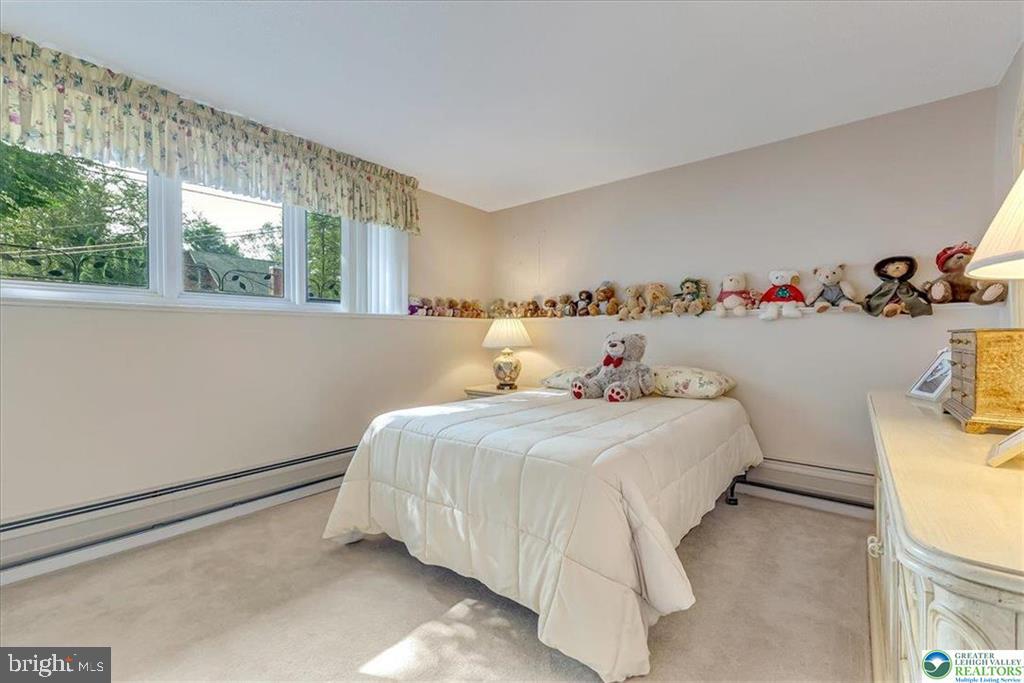 POCONO COUNTRY PLACE - Residential