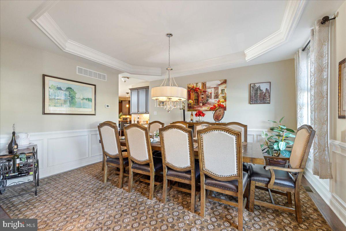 VISTAS AT HIGHLAND - Residential