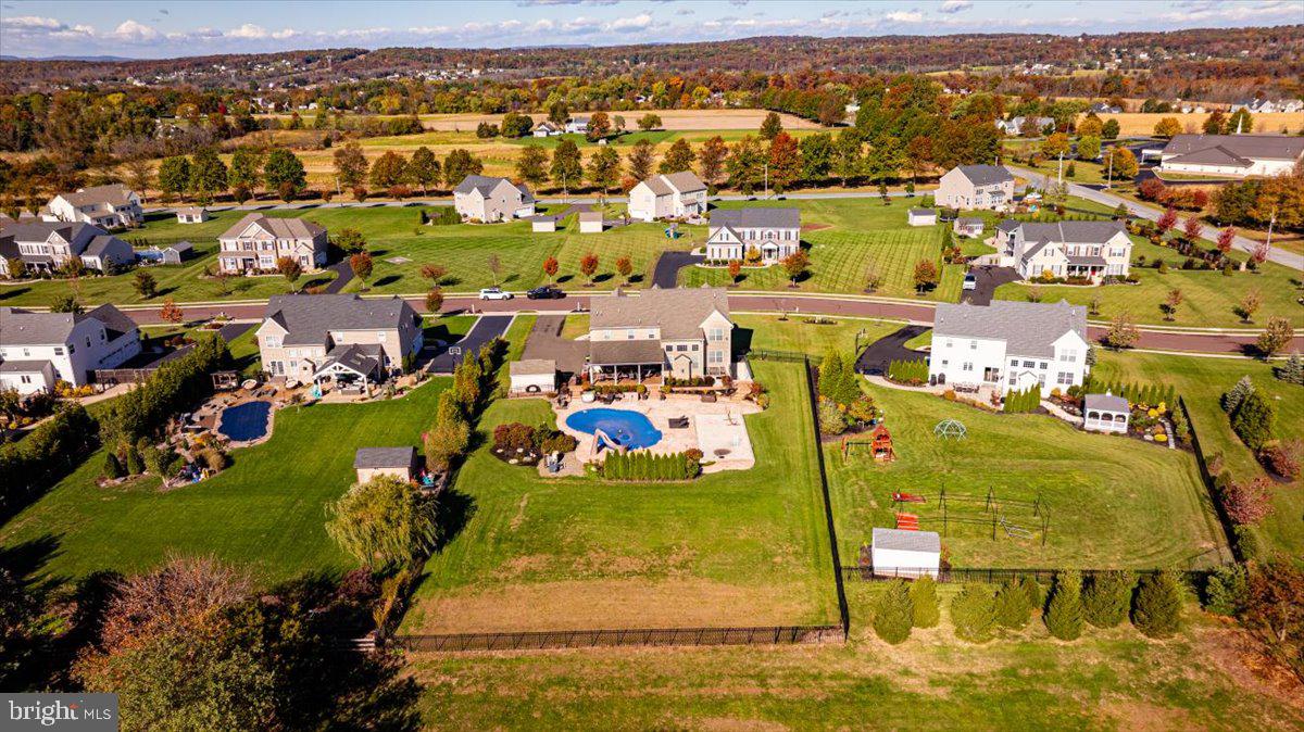 VISTAS AT HIGHLAND - Residential