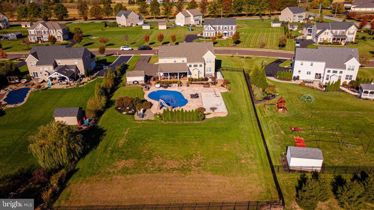 VISTAS AT HIGHLAND - Residential