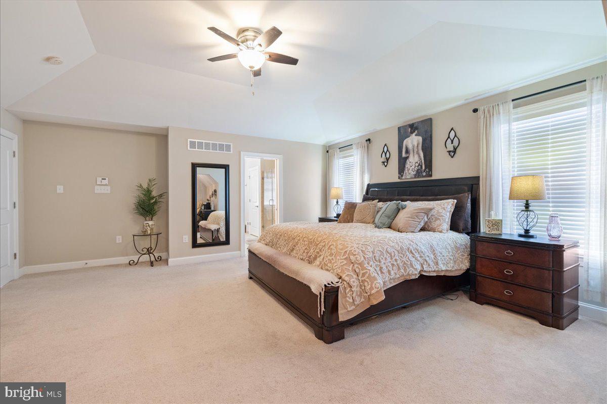 VISTAS AT HIGHLAND - Residential