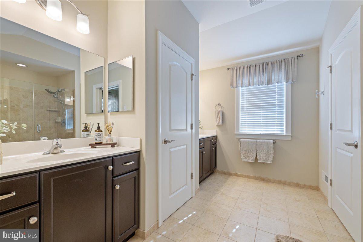 VISTAS AT HIGHLAND - Residential