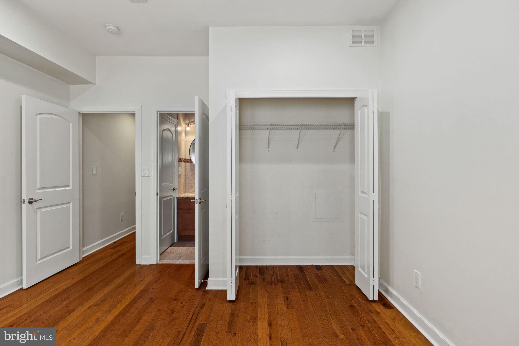 GRADUATE HOSPITAL - Residential