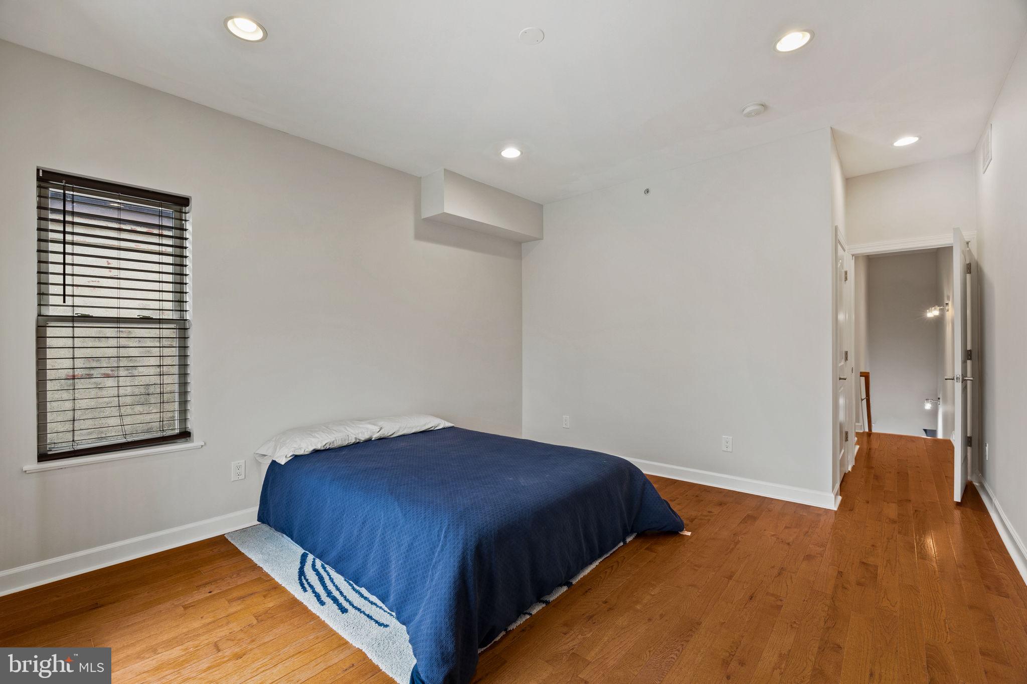 GRADUATE HOSPITAL - Residential