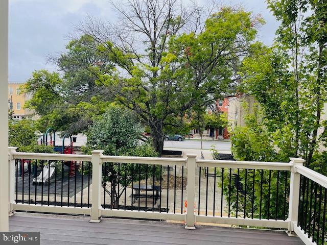 EAGER PARK TOWNHOMES - Residential Lease