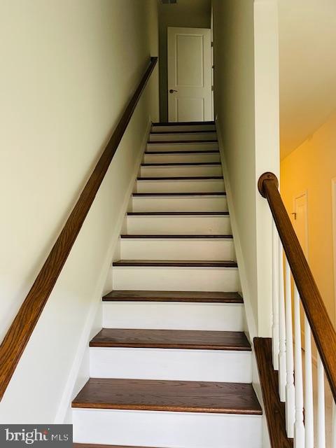 EAGER PARK TOWNHOMES - Residential Lease