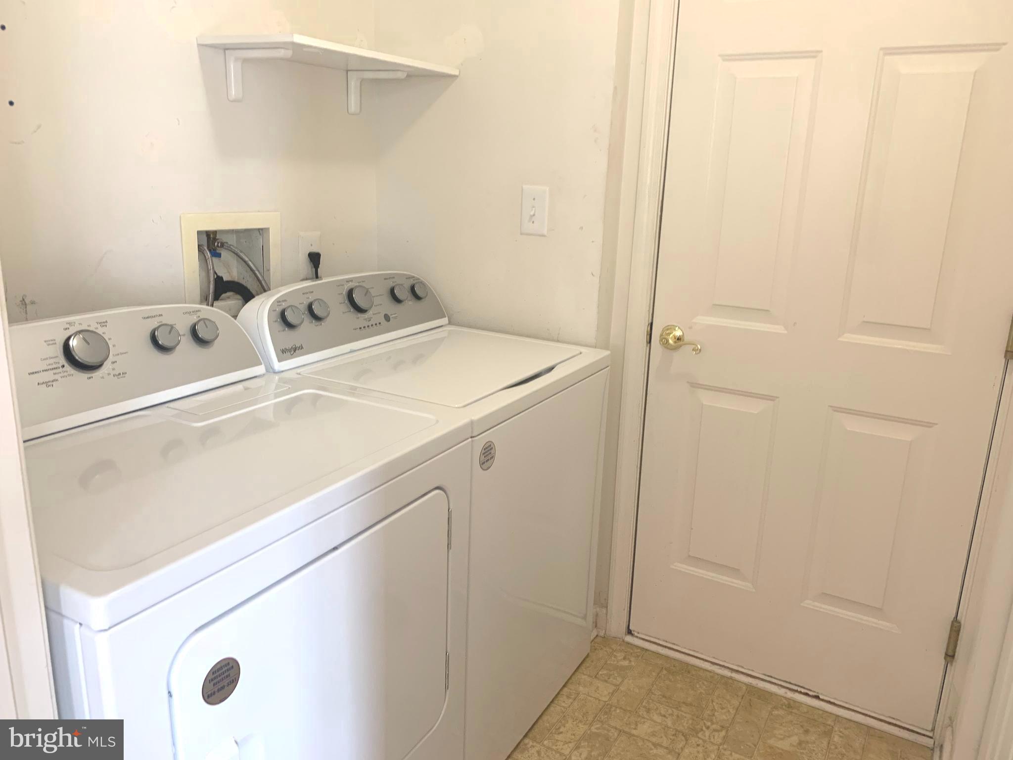 SEVEN OAKS - Residential Lease