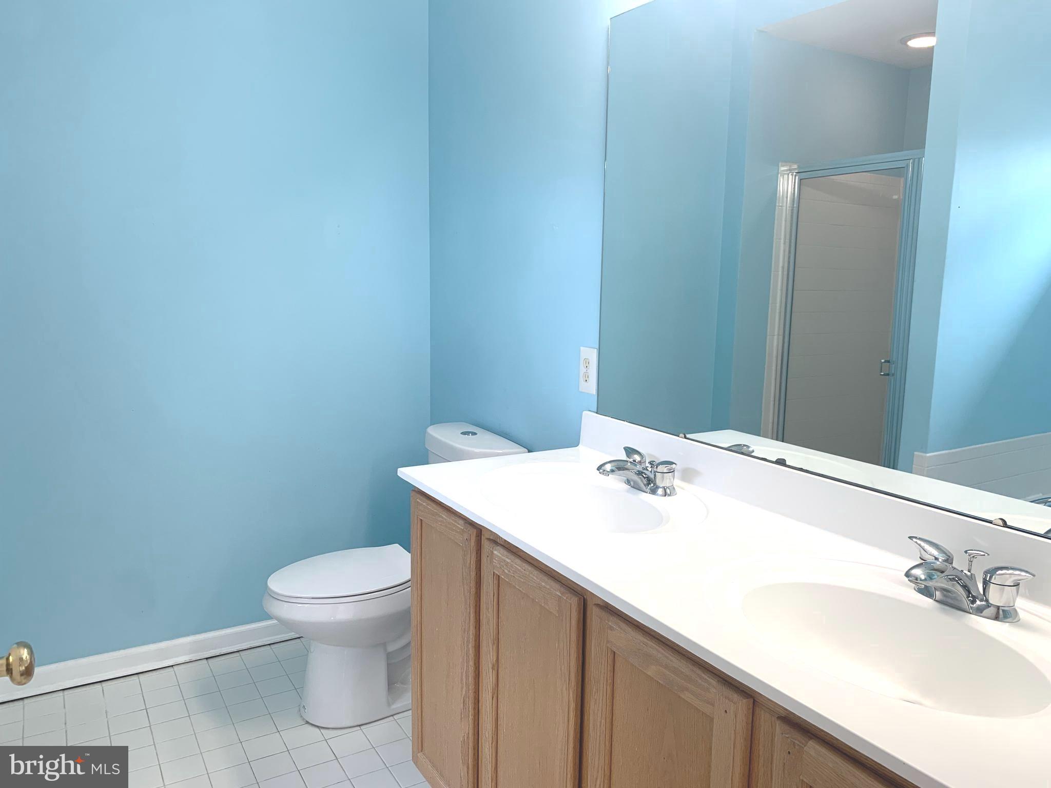 SEVEN OAKS - Residential Lease