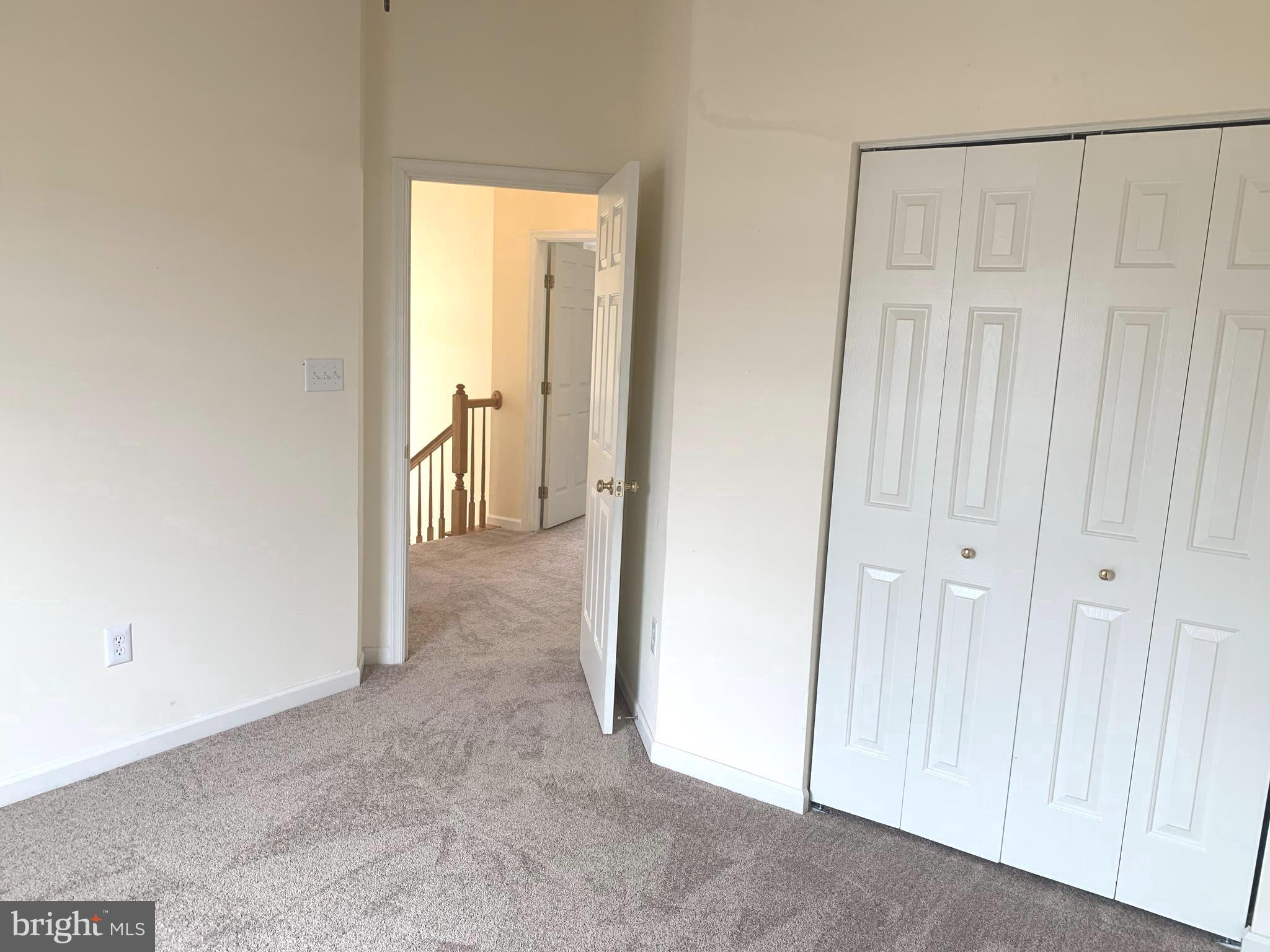 SEVEN OAKS - Residential Lease